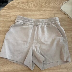 lululemon athletica Softstreme High-Rise Short 4”